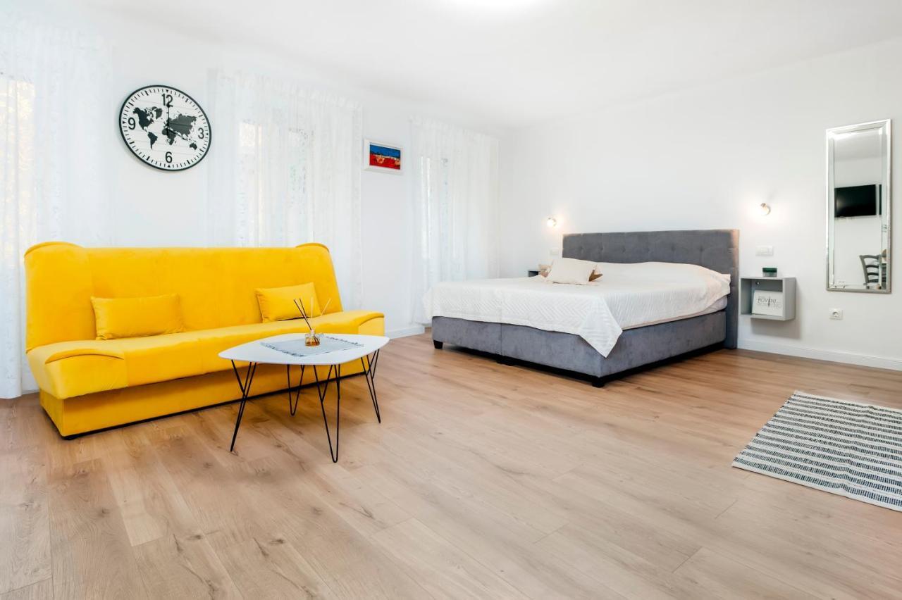 Adriatic Dream Rooms Rovinj Exterior photo